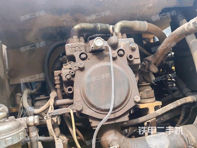 散熱器正面(大件艙室) 散熱器正面(大件艙室)