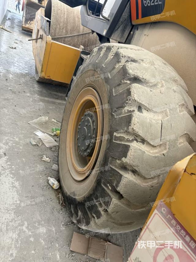 正后側(cè)（壓路機前后車架）