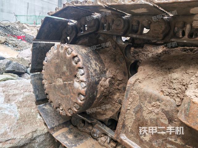 左驅(qū)動輪(行走機構(gòu)) 左驅(qū)動輪(行走機構(gòu))