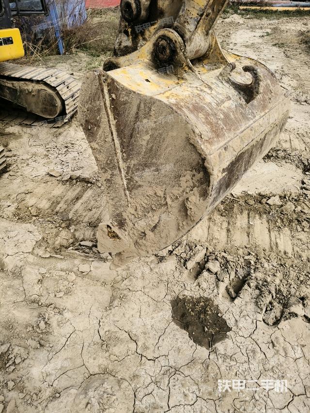 小臂整體左后（工作和回轉(zhuǎn)裝置）