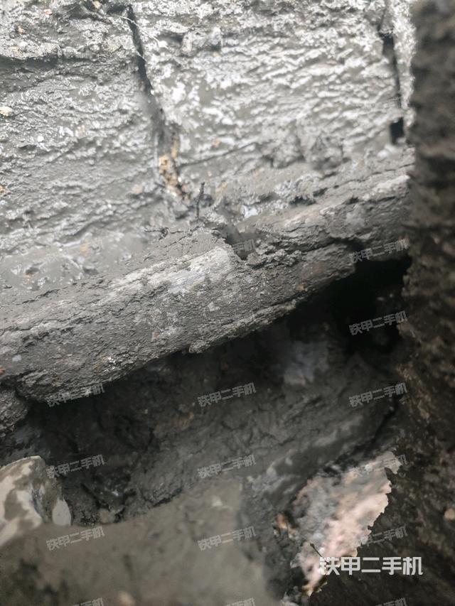 右側行走馬達蓋板(行走機構) 右側行走馬達蓋板(行走機構)