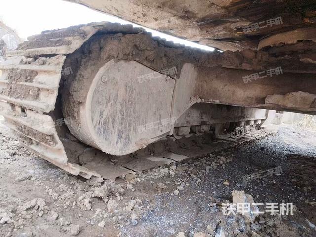 左驅(qū)動(dòng)輪（行走機(jī)構(gòu)）