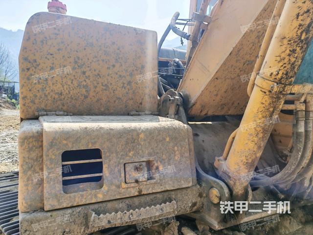 鏟斗右后整體（工作和回轉裝置）