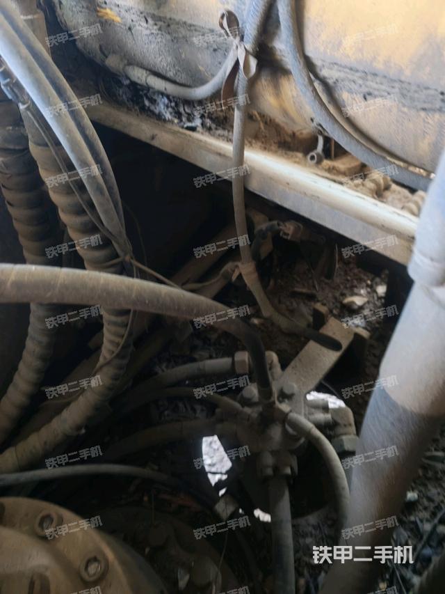駕駛室頂部俯視(上車部件) 駕駛室頂部俯視(上車部件)
