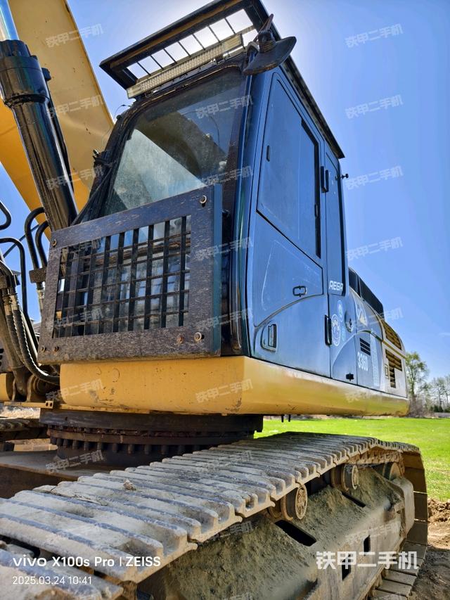 駕駛室整體（整機(jī)外觀）
