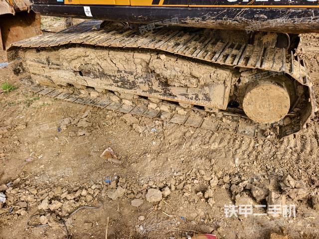 左側(cè)履帶整體?（行走機構(gòu)）