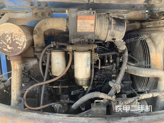 發(fā)動(dòng)機(jī)整體俯視（整機(jī)外觀）