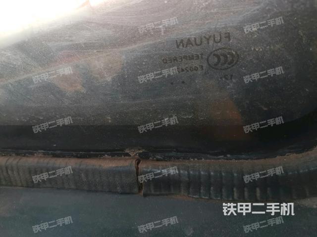 后窗玻璃角標(biāo)（駕駛室部分）