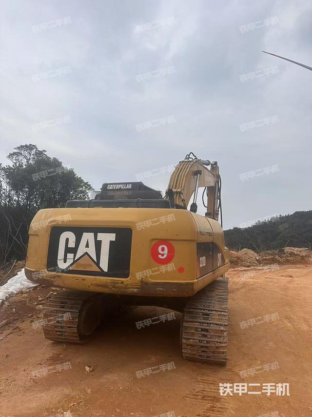 整機右后45°(整機外觀) 整機右后45°(整機外觀)