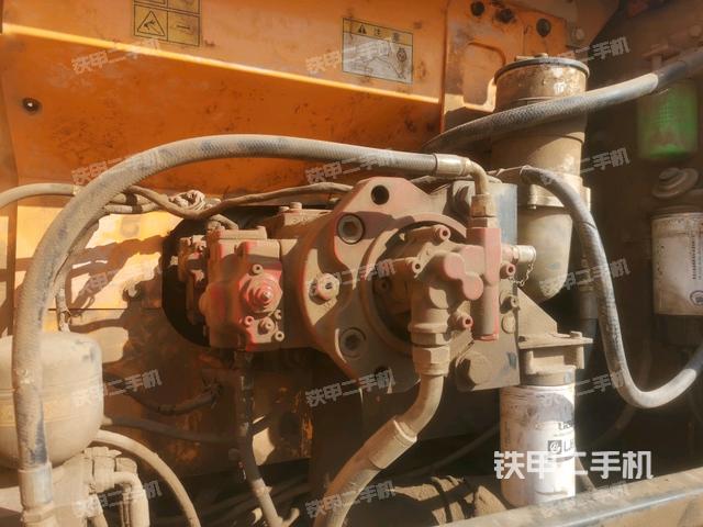 液壓泵室(大件艙室) 液壓泵室(大件艙室)