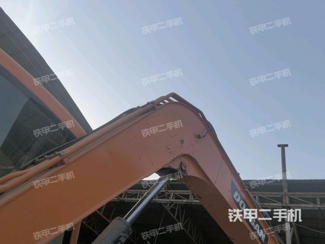 大臂整體?右側(cè)(工作和回轉(zhuǎn)裝置) 大臂整體?右側(cè)(工作和回轉(zhuǎn)裝置)