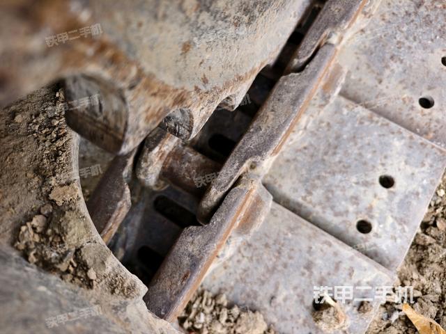 右側(cè)行走馬達(dá)蓋板（行走機(jī)構(gòu)）