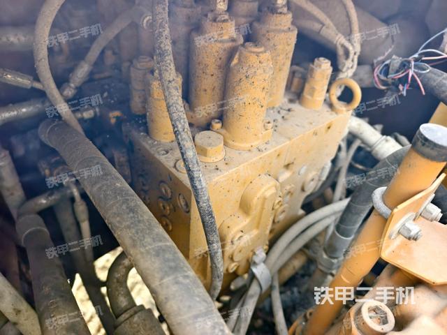 分配閥（上車部件）