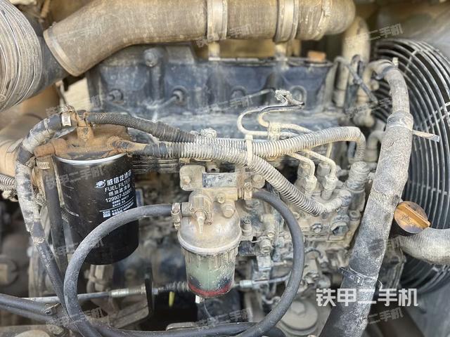 發(fā)動機整體俯視(整機外觀) 發(fā)動機整體俯視(整機外觀)