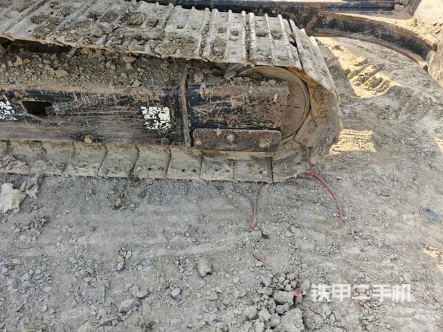 左導(dǎo)向輪（行走機(jī)構(gòu)）