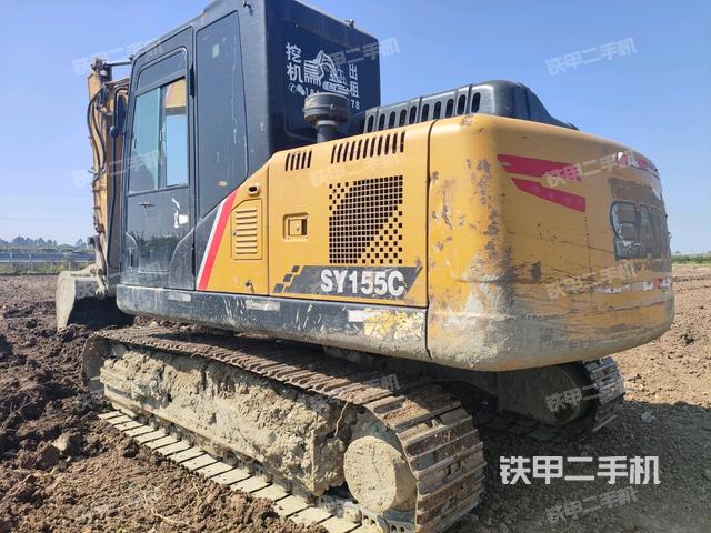 三一重工SY135C挖掘机的设备实拍-第3张实拍照片