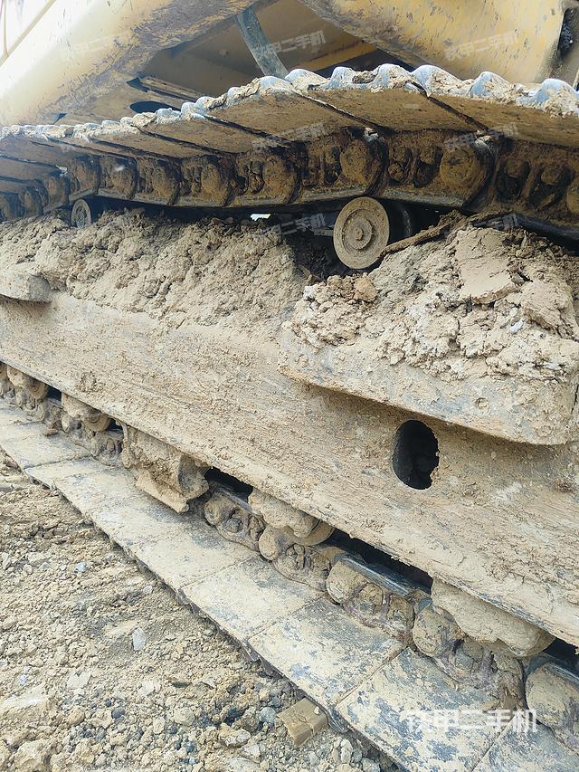 单侧履带整体（整机外观）