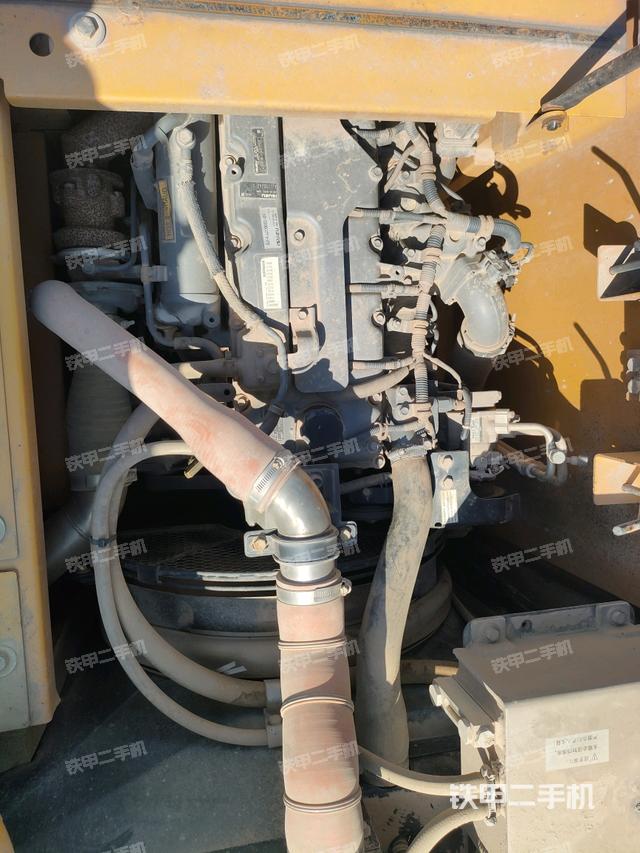 發(fā)動機(jī)室(上車部件) 發(fā)動機(jī)室(上車部件)