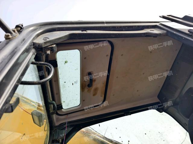 頂棚整體（駕駛室部分）