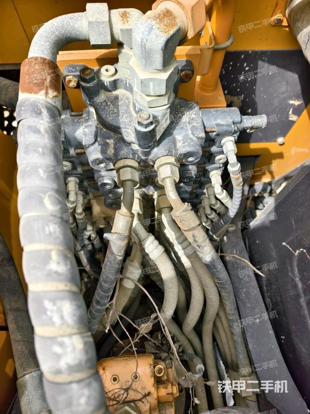 分配閥（上車部件）