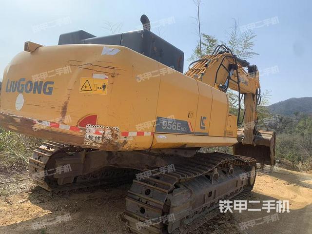 整機(jī)右后45°（整機(jī)外觀(guān)）