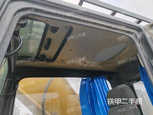 左后方玻璃角標(biāo)(駕駛室部分) 左后方玻璃角標(biāo)(駕駛室部分)