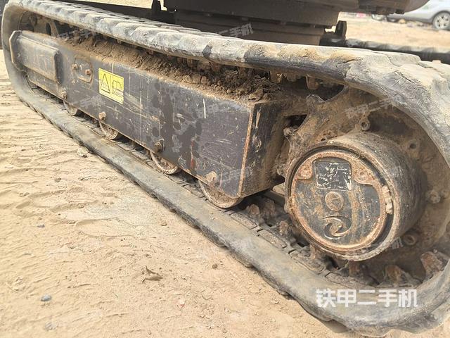 單側履帶整體（整機外觀）