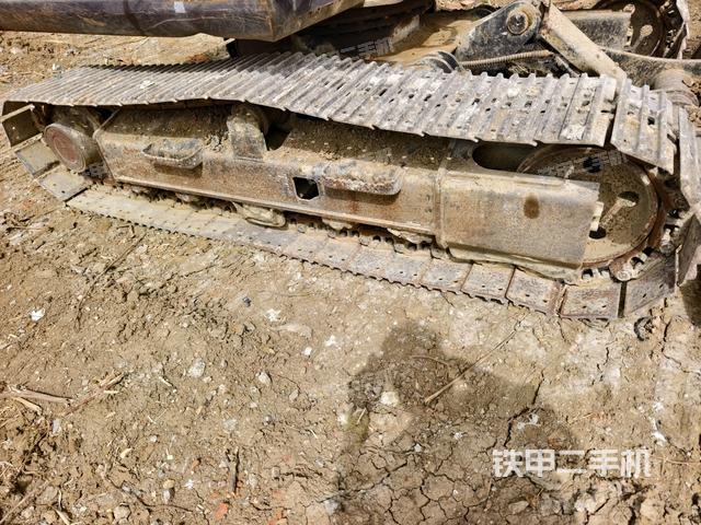 左側(cè)履帶整體?（行走機(jī)構(gòu)）