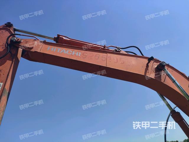 大臂整體?右側(工作和回轉裝置) 大臂整體?右側(工作和回轉裝置)