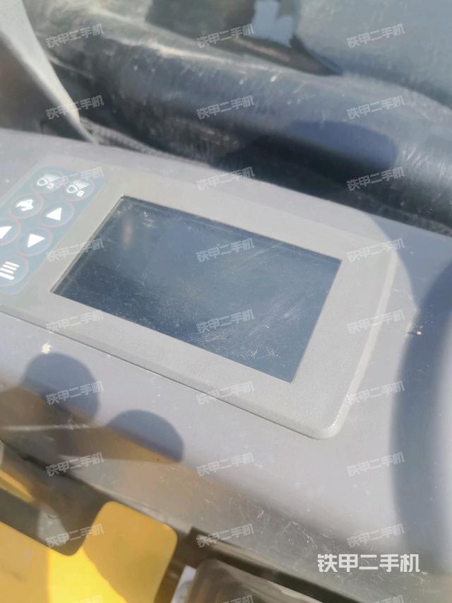 顯示屏?(駕駛室部分) 顯示屏?(駕駛室部分)