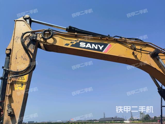 大臂整體?右側(cè)(工作和回轉(zhuǎn)裝置) 大臂整體?右側(cè)(工作和回轉(zhuǎn)裝置)