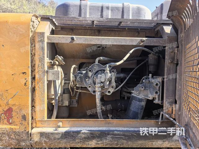 液壓泵室(大件艙室) 液壓泵室(大件艙室)