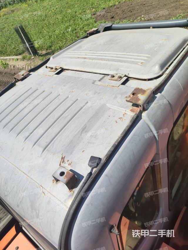 駕駛室頂部俯視(上車部件) 駕駛室頂部俯視(上車部件)