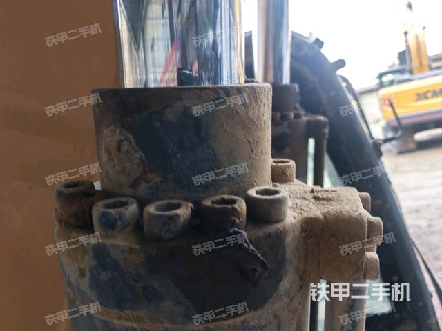 鏟斗45度(工作和回轉(zhuǎn)裝置) 鏟斗45度(工作和回轉(zhuǎn)裝置)