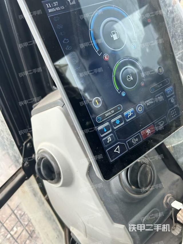 顯示屏?(駕駛室部分) 顯示屏?(駕駛室部分)