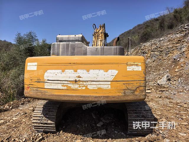 右前45(整機(jī)外觀) 右前45(整機(jī)外觀)