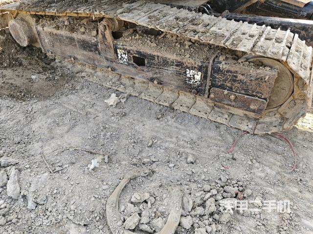 左側(cè)履帶整體?（行走機(jī)構(gòu)）