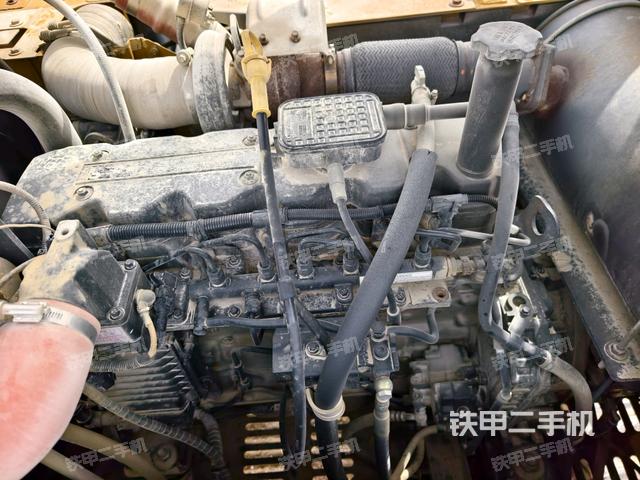 氣門室蓋螺絲特寫（上車部件）