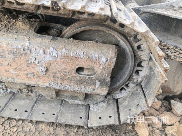 右驅(qū)動(dòng)輪(行走機(jī)構(gòu)) 右驅(qū)動(dòng)輪(行走機(jī)構(gòu))