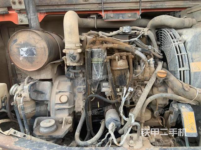 發(fā)動(dòng)機(jī)整體俯視(整機(jī)外觀) 發(fā)動(dòng)機(jī)整體俯視(整機(jī)外觀)