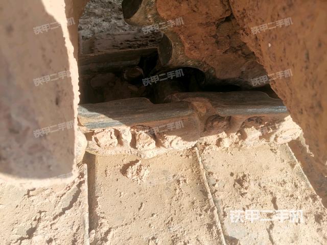 右側(cè)行走馬達(dá)蓋板（行走機(jī)構(gòu)）