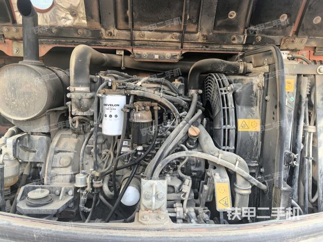 發(fā)動(dòng)機(jī)室(上車部件) 發(fā)動(dòng)機(jī)室(上車部件)