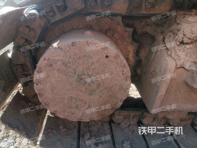 右驅(qū)動(dòng)輪（行走機(jī)構(gòu)）