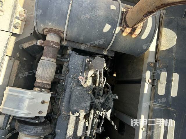 氣門室蓋螺絲特寫(上車部件) 氣門室蓋螺絲特寫(上車部件)