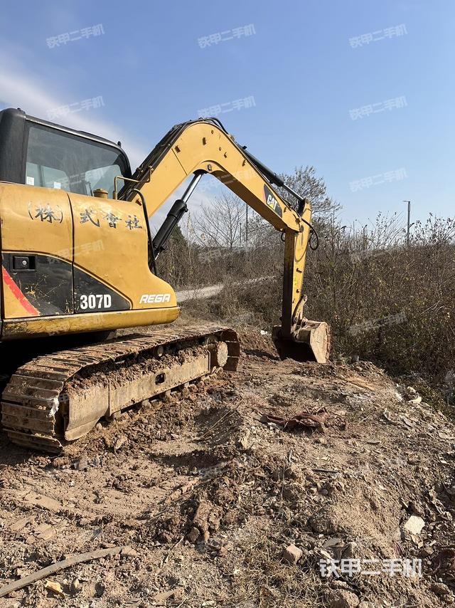 整機右后45°(整機外觀) 整機右后45°(整機外觀)