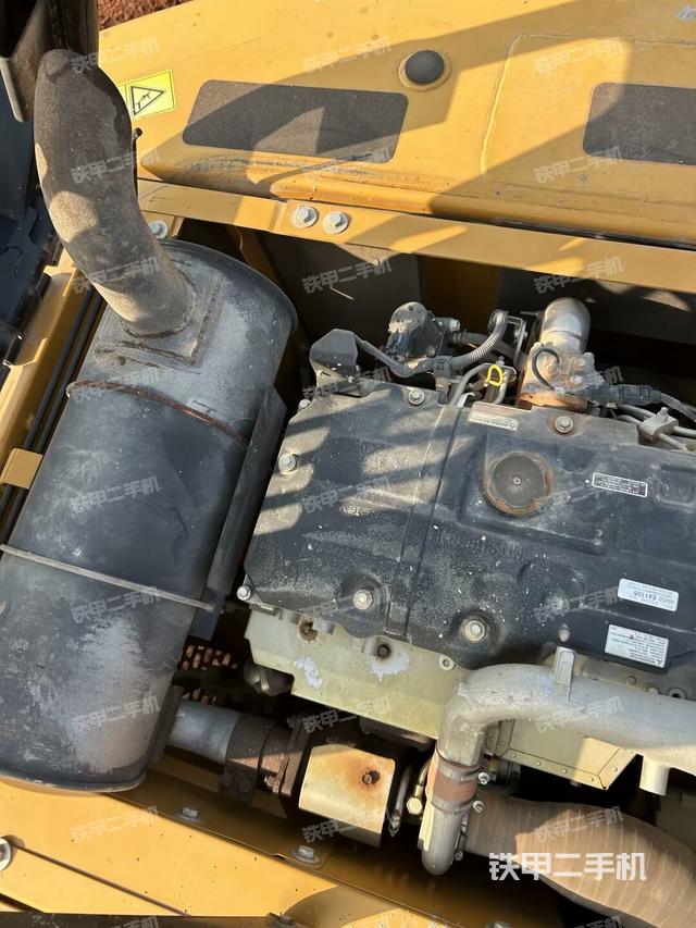 發(fā)動(dòng)機(jī)室(上車部件) 發(fā)動(dòng)機(jī)室(上車部件)