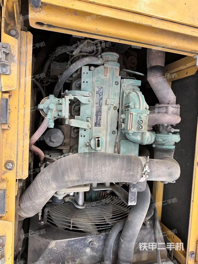 發(fā)動機(jī)整體俯視（整機(jī)外觀）