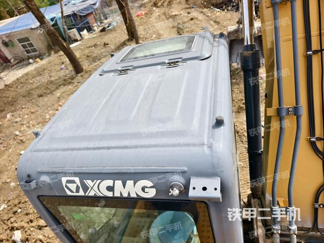 駕駛室頂部俯視（上車部件）