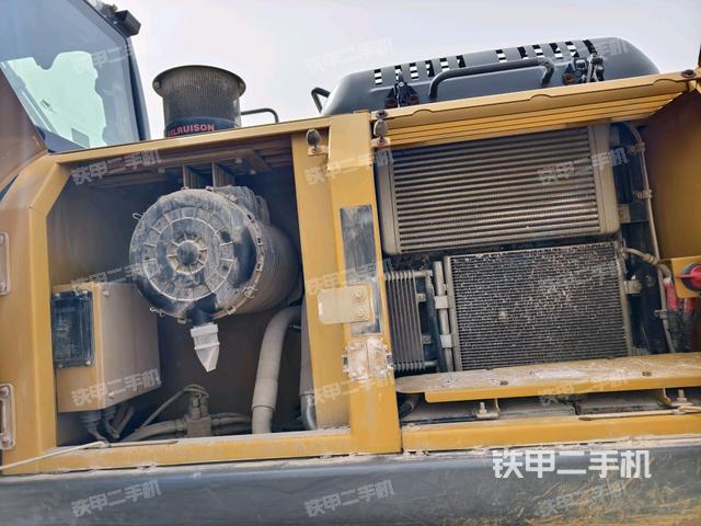 散熱器正面（大件艙室）