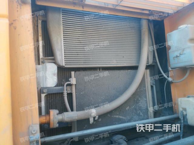 散熱器正面(大件艙室) 散熱器正面(大件艙室)